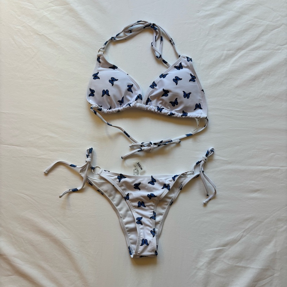 🔥LAST CHANCE🔥 SHEIN Blue and White Butterfly Bikini